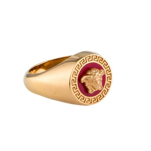 NIB Versace Ring Size IT 23/ US 10 Icon Medusa Head Greca Engraved Gold Tone - Picture 1 of 13